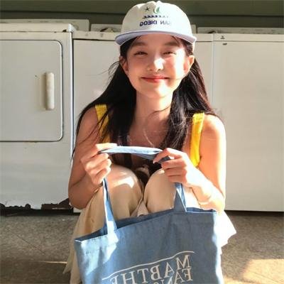 葛妮斯派特洛之风情万种